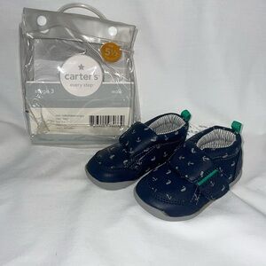 Carter's every step learning shoes Stage 3 Navy size 5.5